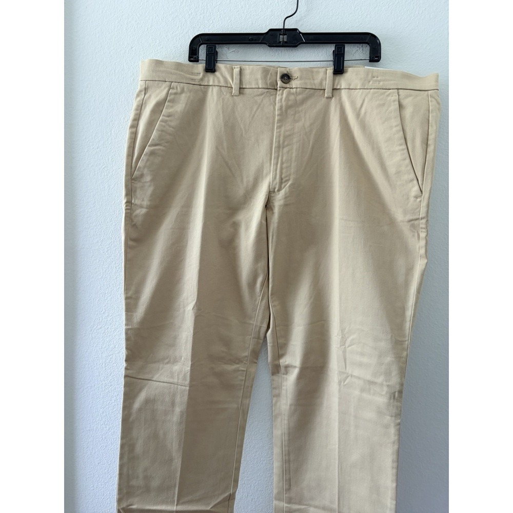 Nwt 42x32 St. John's Bay Temp Flex All Temp Chino Straight Fit Flat Front Pant